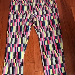 Knockout high rise capris work out pants